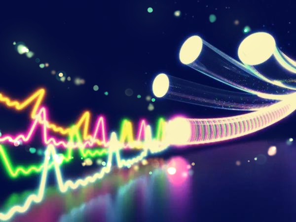 運(yùn)營商千兆網(wǎng)絡(luò)全面普及指日可待嗎？光纖光纜行業(yè)保持高度景氣